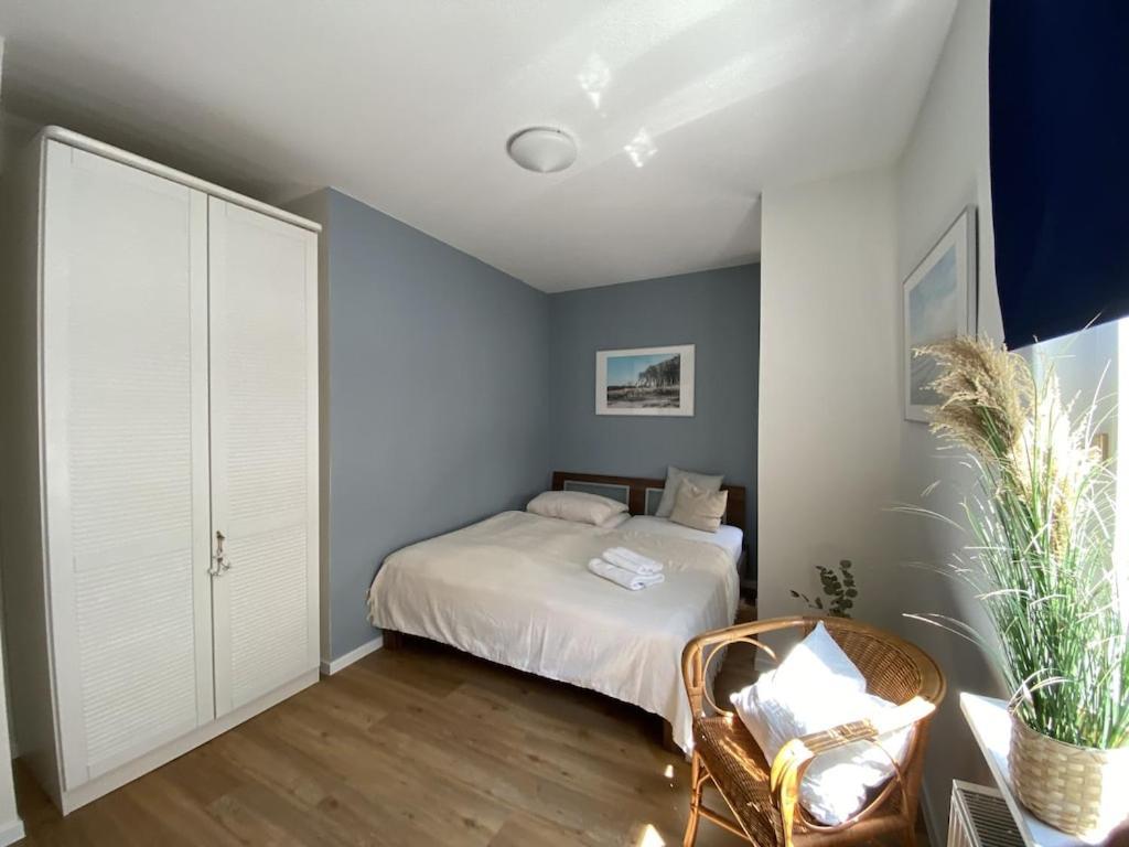 Villa Seeblick Warnemuende - Fewo Mit Meerblick Und Balkon Direkt Am Strand Fuer 2-4 Pers Rostock Exterior photo